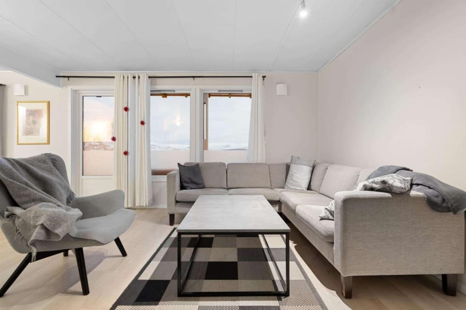 Lovly 3 Bedroom apartment with the view of aurora Apartment in Tromso