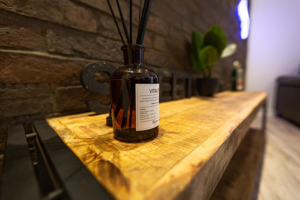 Living room, Decorative detail