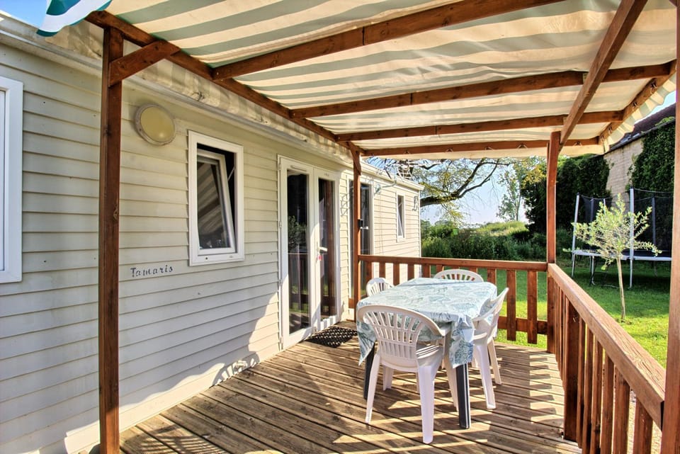 Mobilhome 3 chambres 6 personnes Apartment in Jura