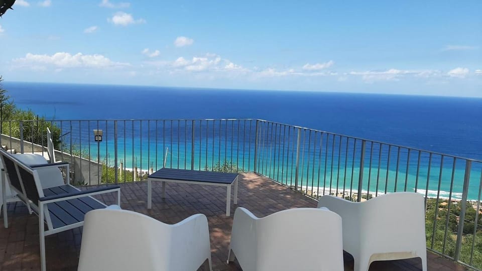 View (from property/room), Balcony/Terrace