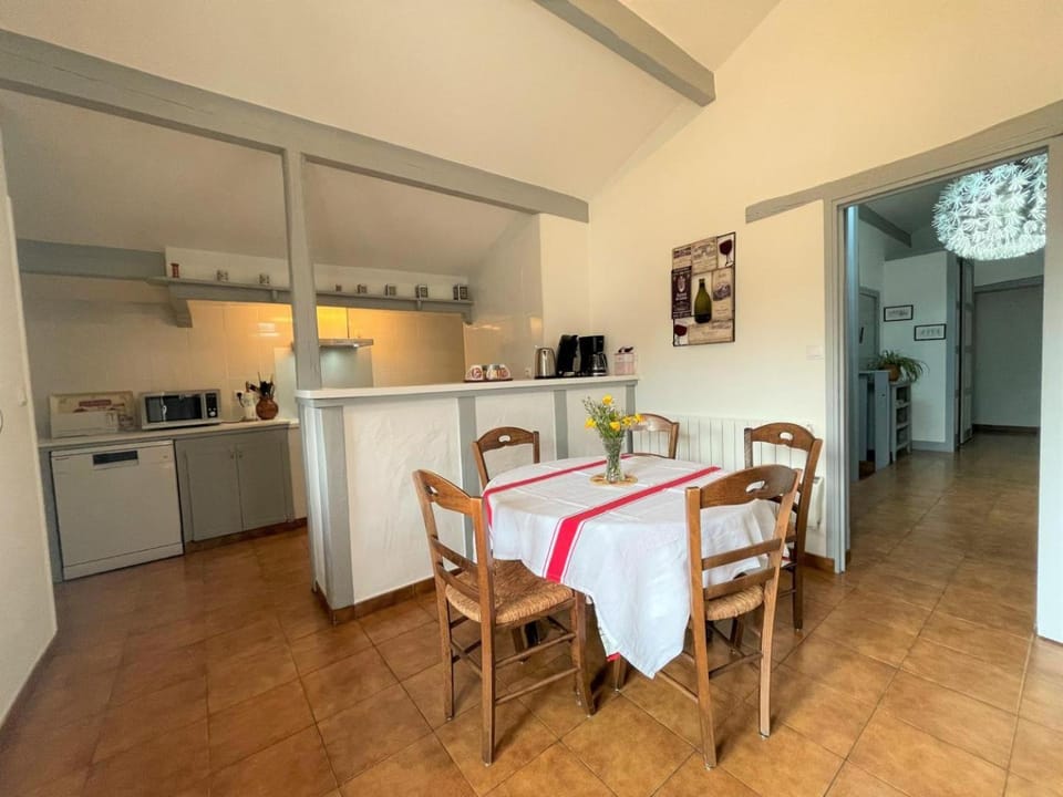 Haizteia House in Sare