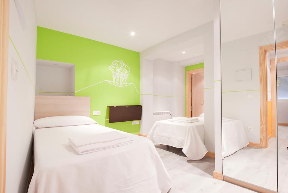 Bed, Bathroom, Other, Photo of the whole room, Photo of the whole room, Decorative detail, Bedroom