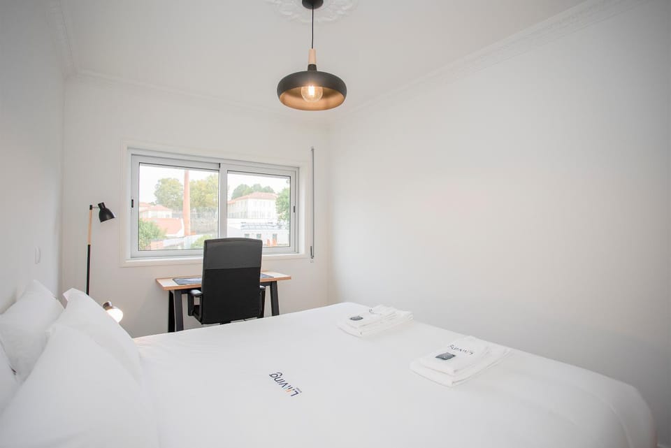 Liiiving in Porto - Modern Design Home - Kids Friendly Apartment in Porto