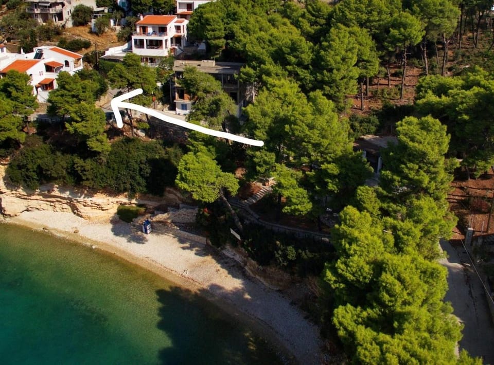 VILLA DOLPHIN VOTSI Villa in Sporades, Greece