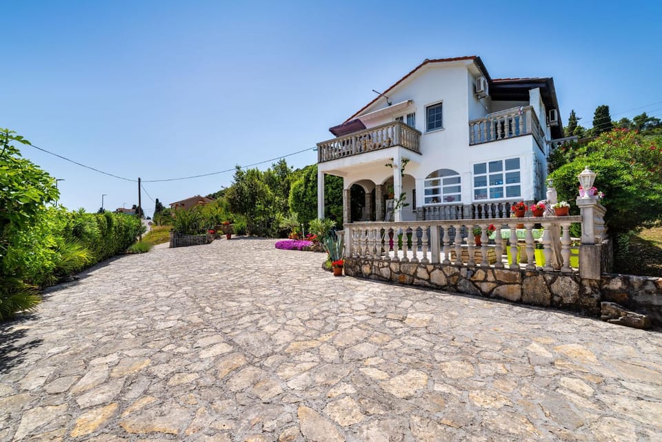 Property building, Patio