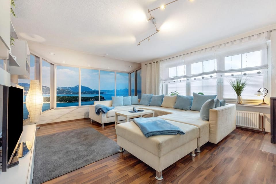 Property building, Living room