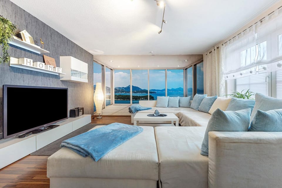 Property building, Living room