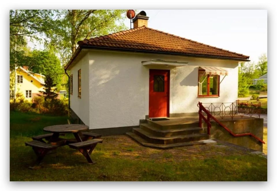 Property building, Garden