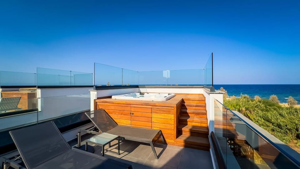 Day, Hot Tub, View (from property/room), Balcony/Terrace, Balcony/Terrace, Sea view