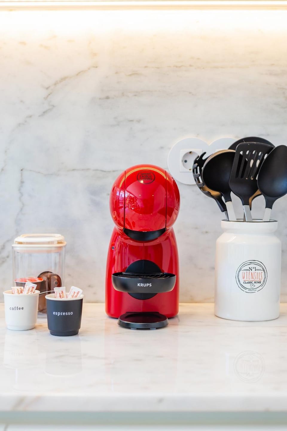 Coffee/tea facilities, Kitchen or kitchenette