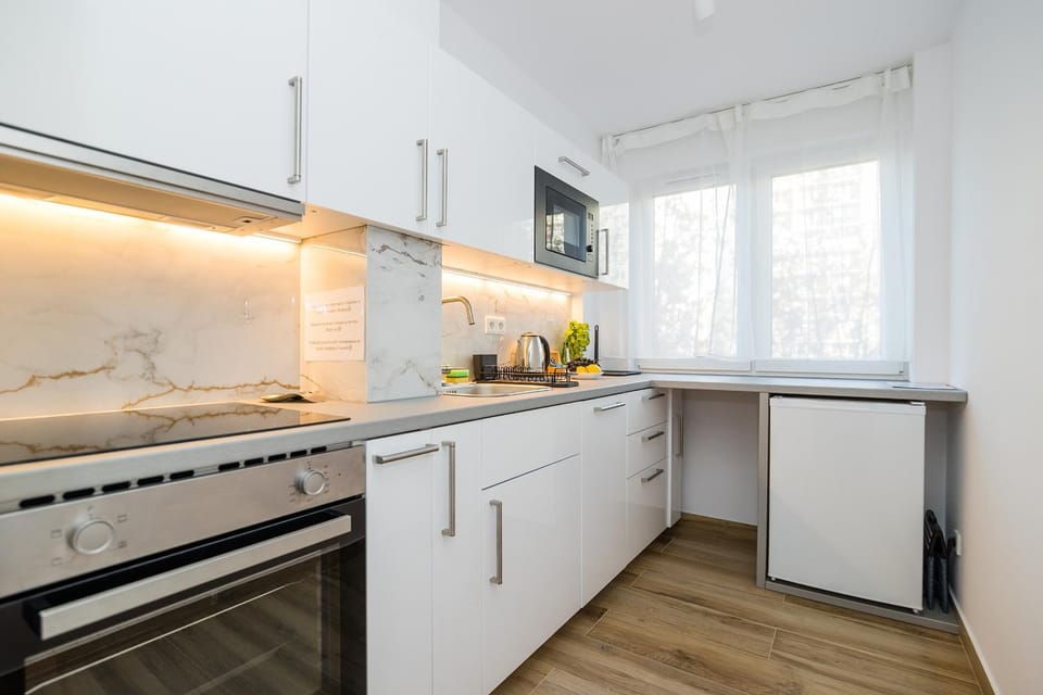 Kitchen or kitchenette, kitchen, kitchen