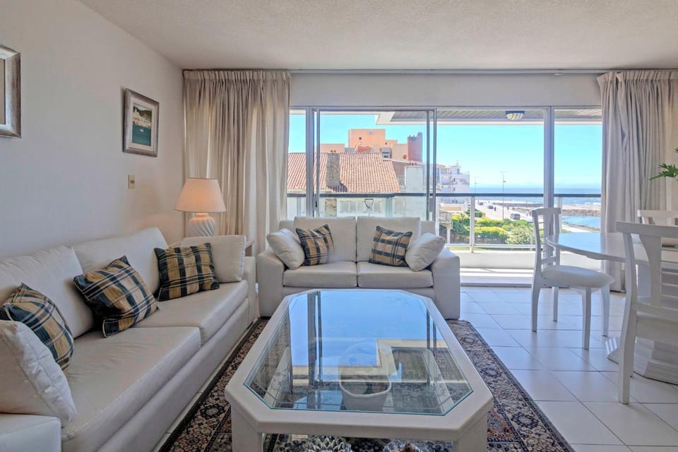 Balcony/Terrace, Living room, Dining area, Sea view