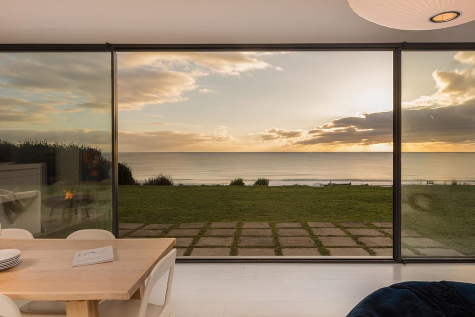 Property building, Patio, Day, View (from property/room), Balcony/Terrace, Dining area, Sea view, Sunset