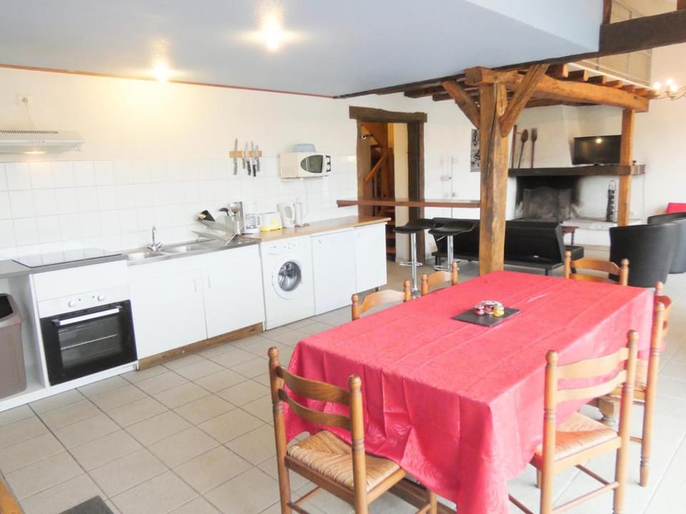Les barthes House in Nouvelle-Aquitaine