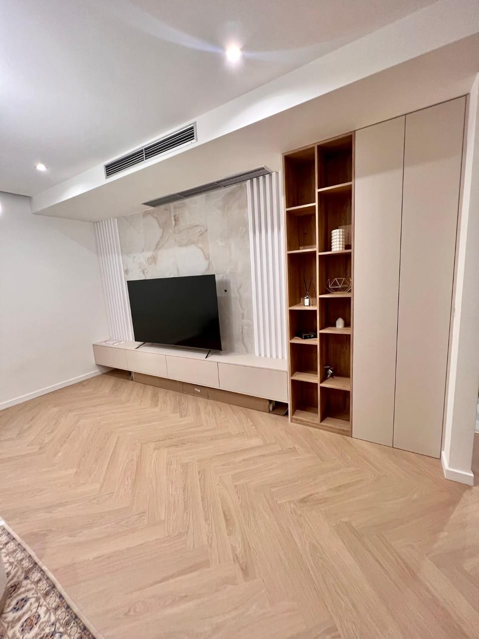 Communal lounge/ TV room, TV and multimedia, wardrobe