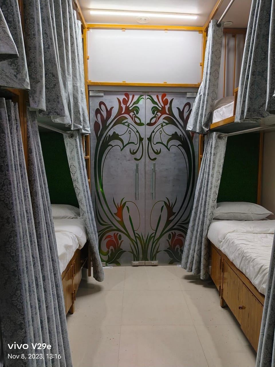 Shree Madhvam AC Dormitory Hostel in Varanasi