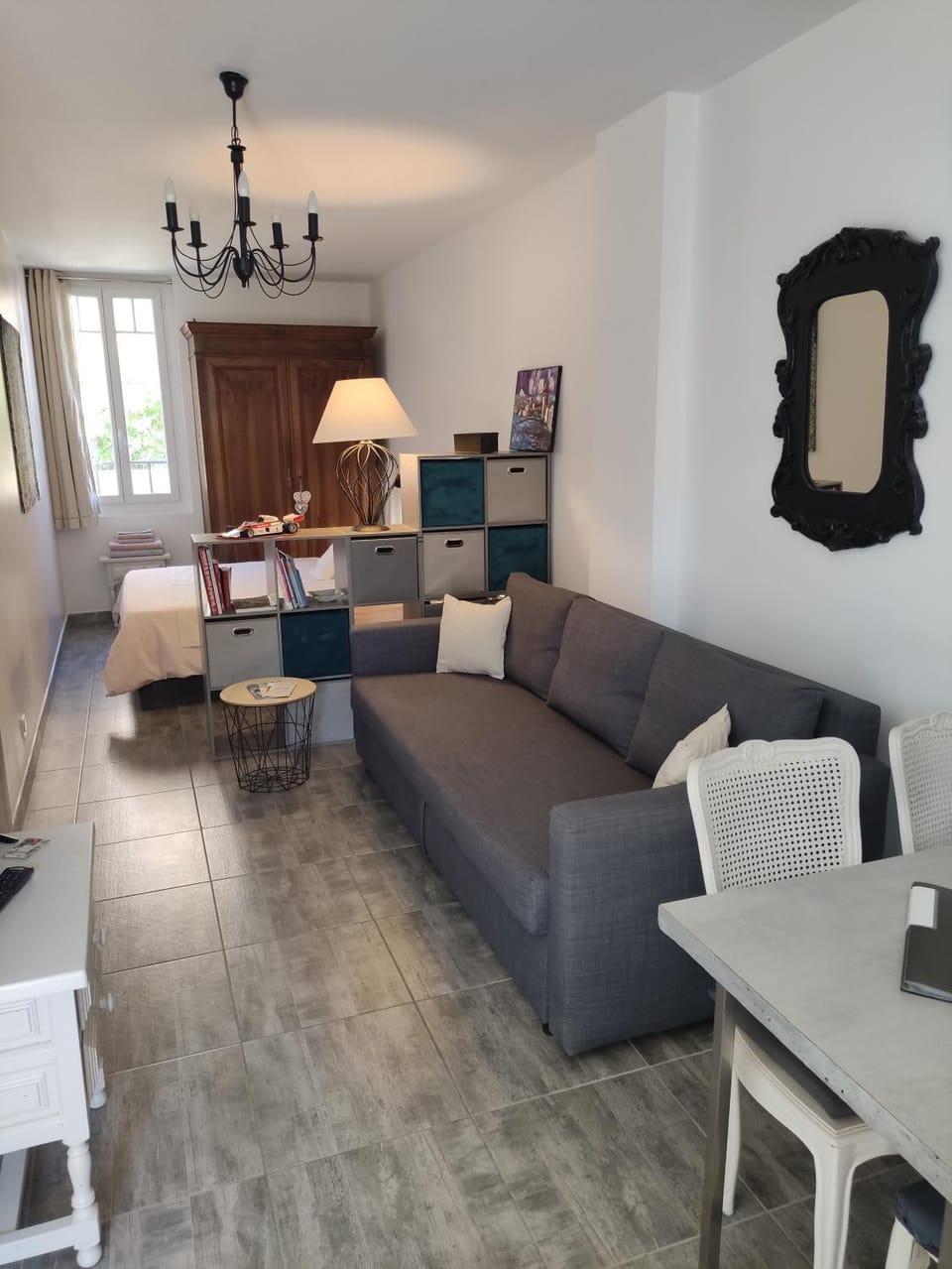 Seating area