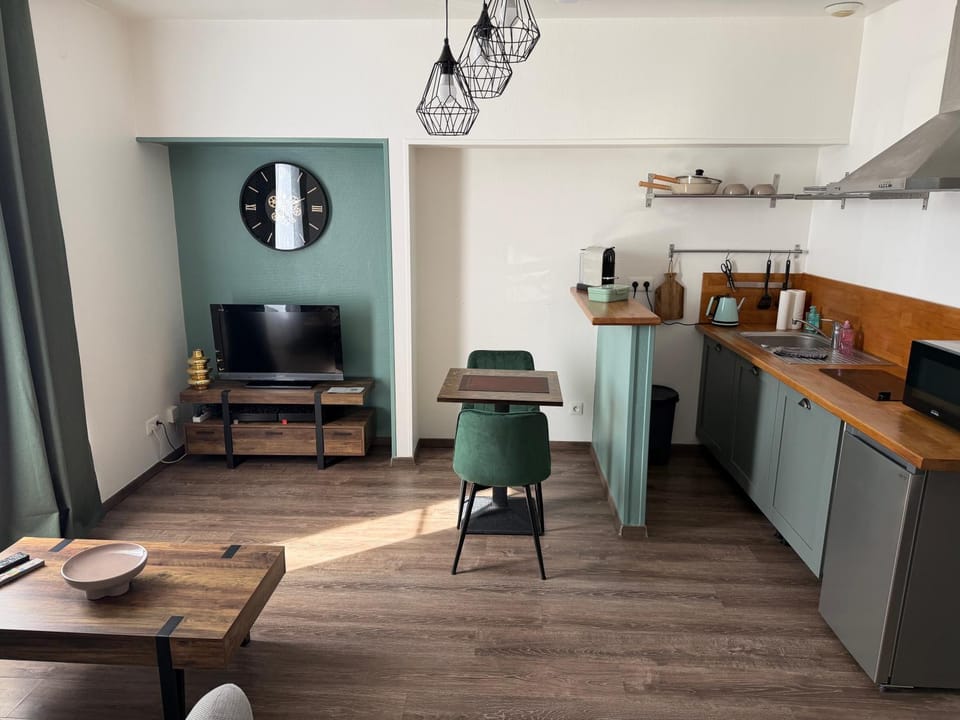 Appart F2 Au centre-ville Nogent Le Rotrou LILAS Apartment in Nogent-le-Rotrou