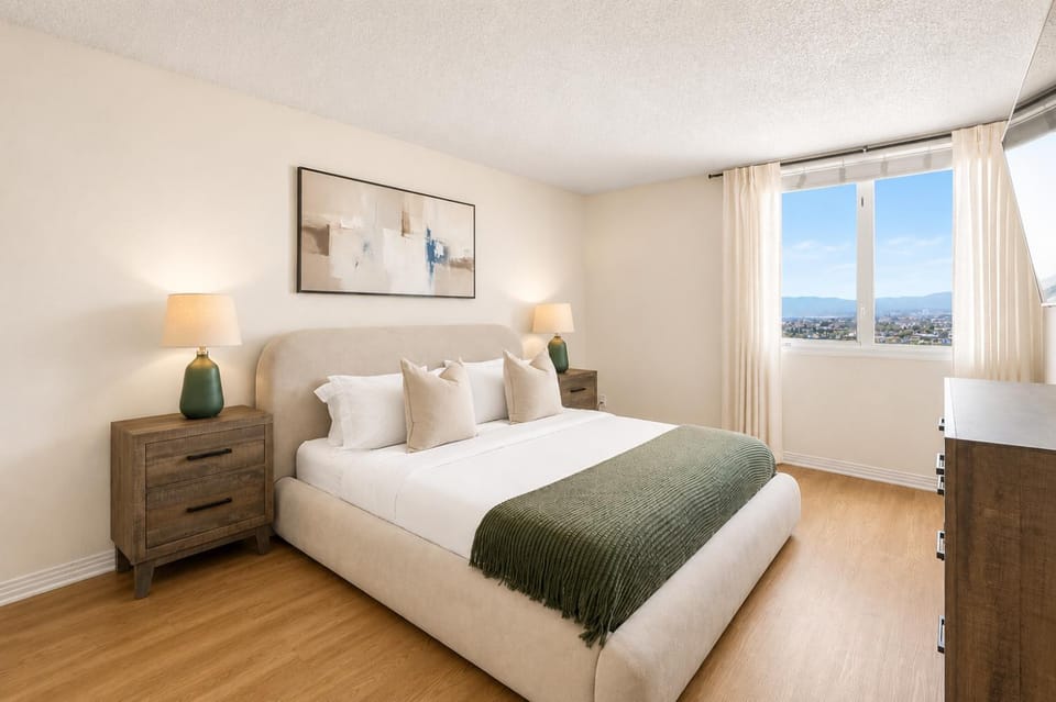 Bed, View (from property/room), Bedroom, Sea view