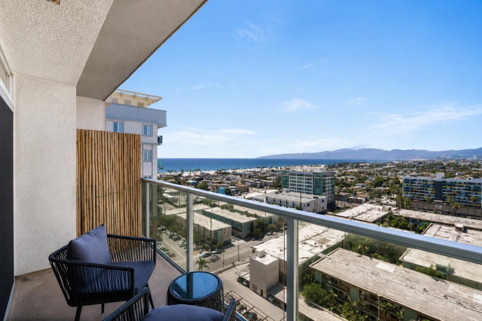 View (from property/room), Balcony/Terrace, Sea view