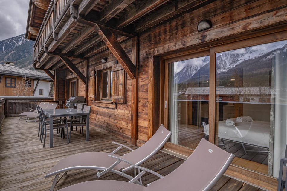 Grand Paradis- Modern 3 bedroom apartment with spectacular views Apartment in Chamonix