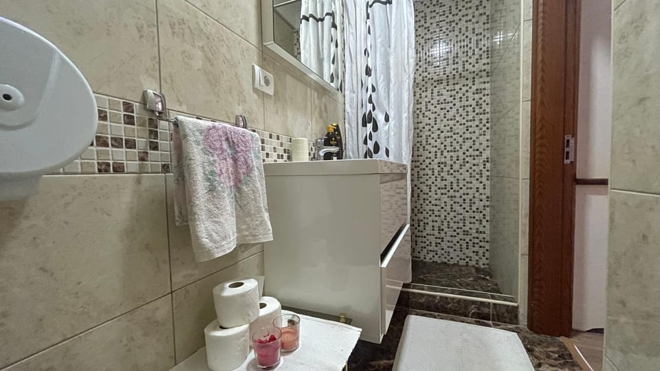Guesthouse HHL - Liman ll Bed and Breakfast in Ulcinj