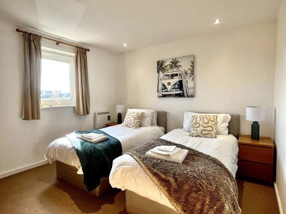 Beachfront Bliss with Spectacular Views Apartment in Wales