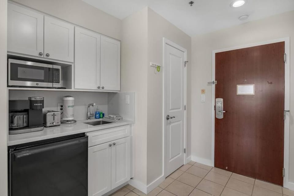 "Wine Down" - Gorgeous 2-bdrm Lockout in Sandestin Apartment in Miramar Beach