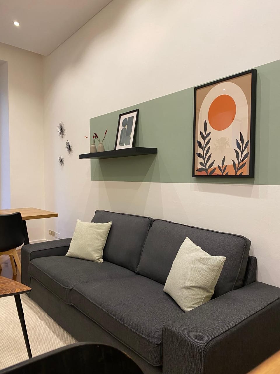Living room, Seating area
