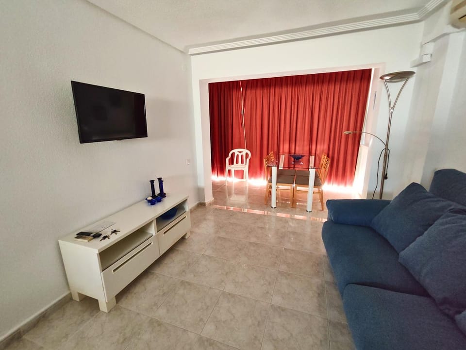 TV and multimedia, Living room, air conditioner
