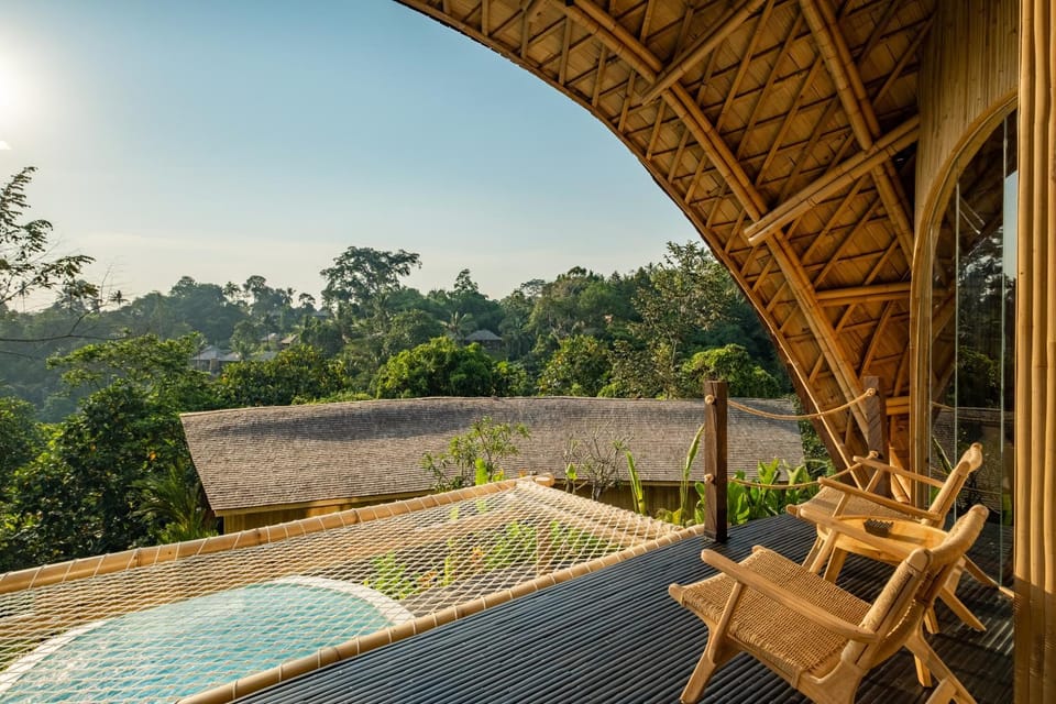 Balcony/Terrace, Pool view, Swimming pool