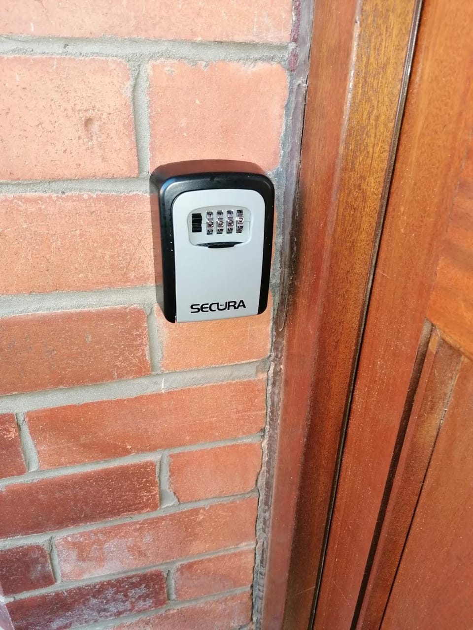 Máire Toiréasa – cosy refurbished property in the Gaeltacht Quarter House in Belfast