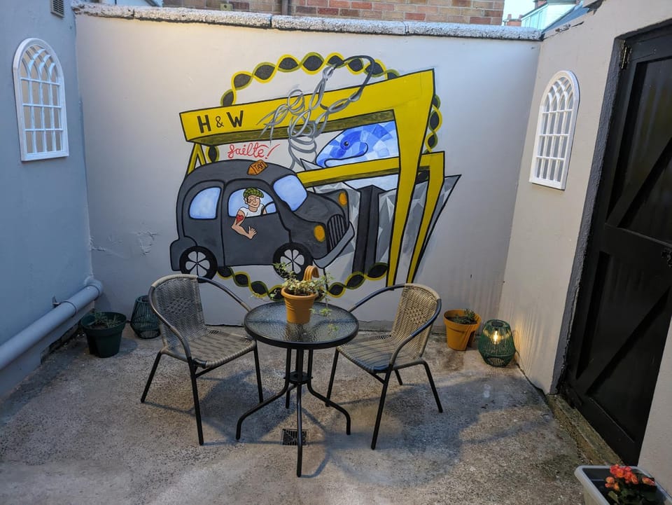 Máire Toiréasa – cosy refurbished property in the Gaeltacht Quarter House in Belfast