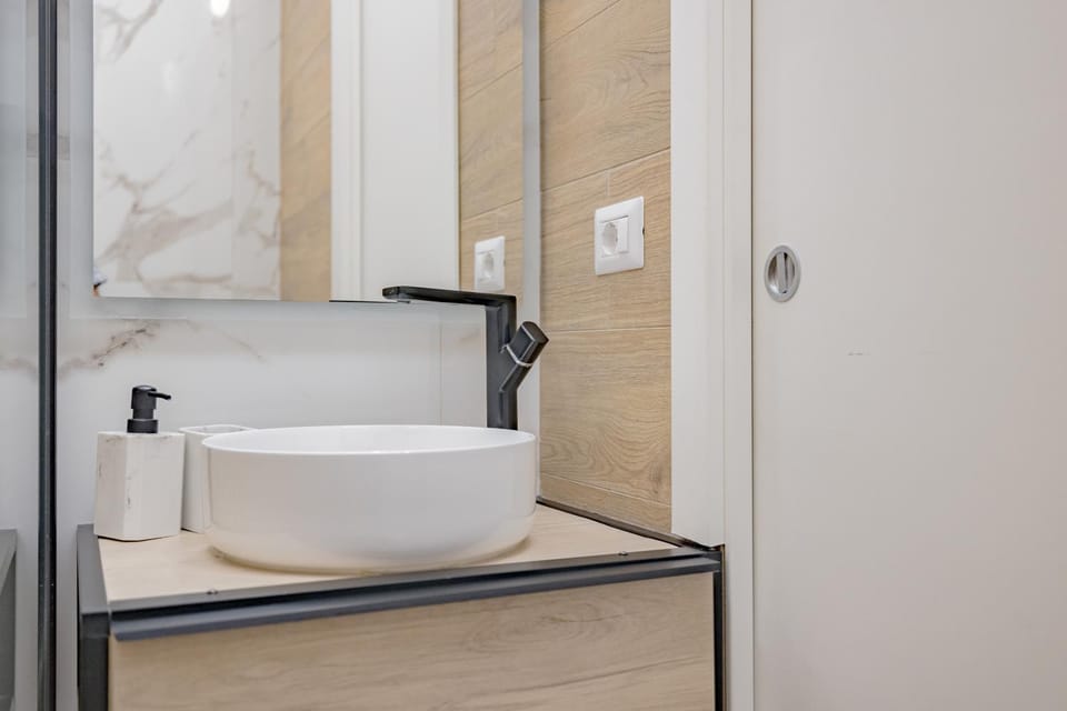 Visconti Apartment by Rhospitality it Apartment in Rho