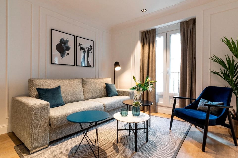 Edmond Vibes Puerta del Sol Suites Apartment in Centro