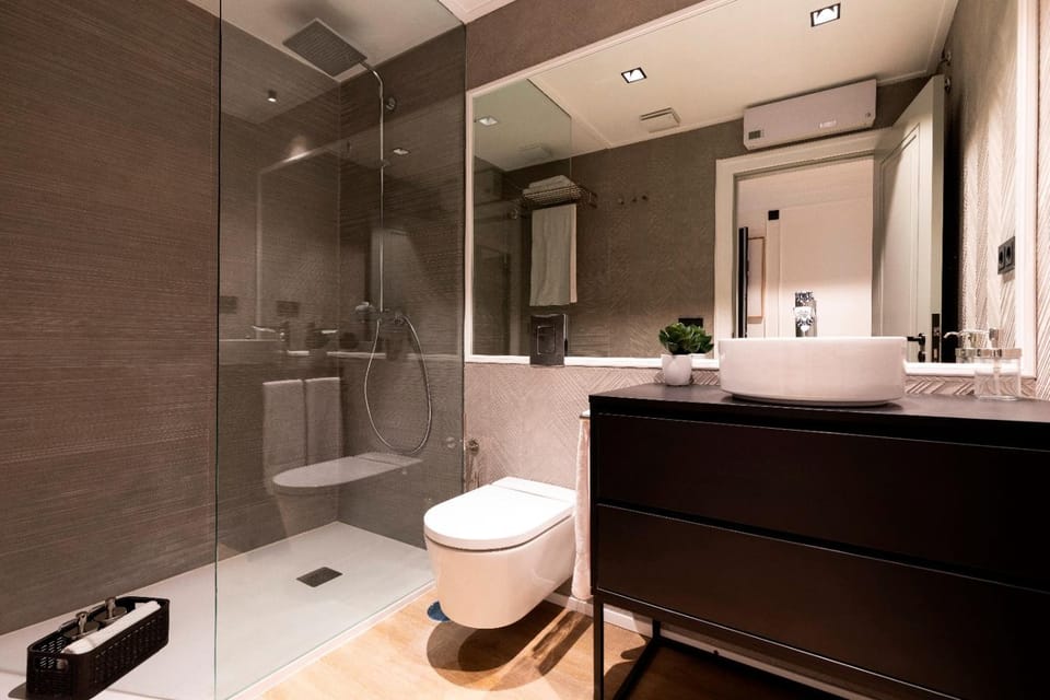 Shower, Bathroom