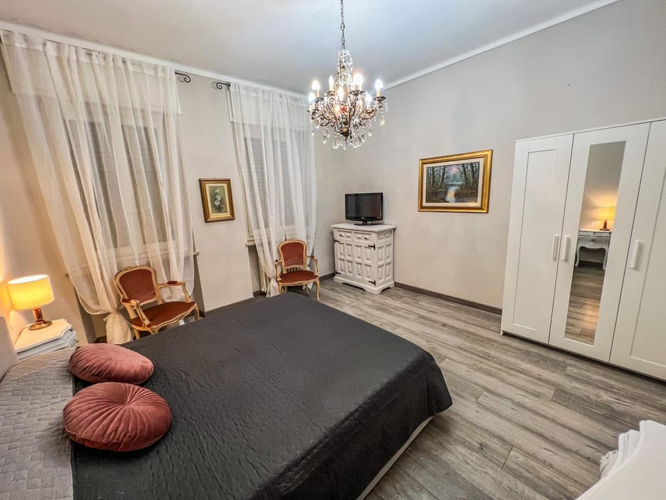 La Casa Bianca Apartment in Vercelli