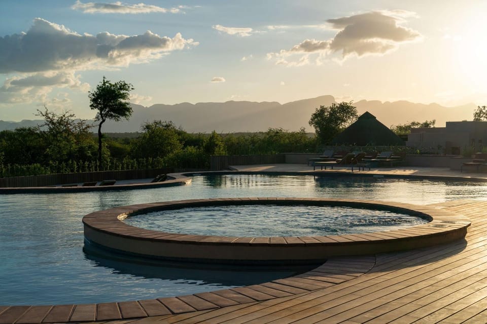 Pool view, Swimming pool