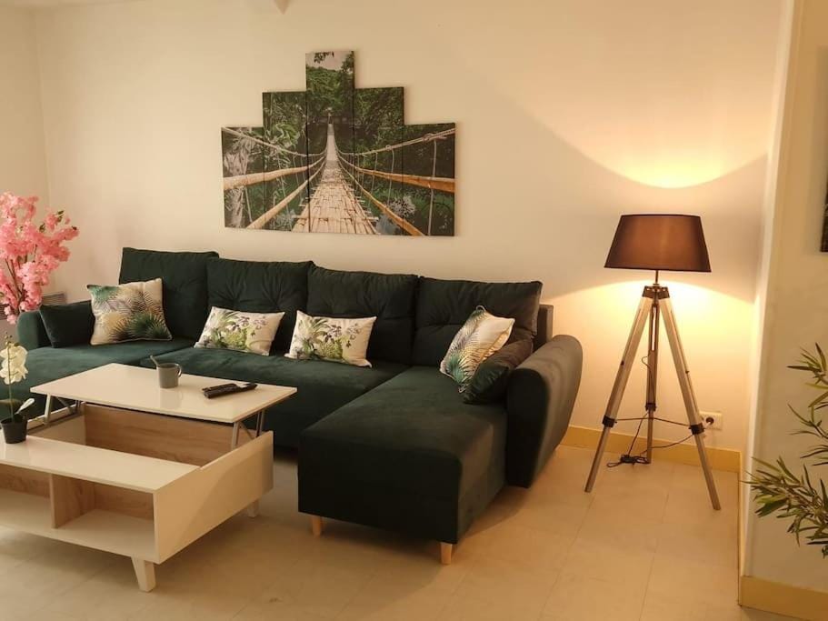 App 2 - T2 Lumineux et Jardin Hyper-Centre 5min de la gare Apartment in Normandy