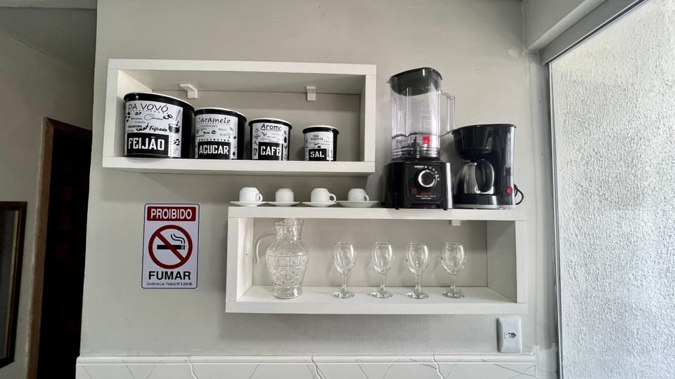 Coffee/tea facilities, Kitchen or kitchenette