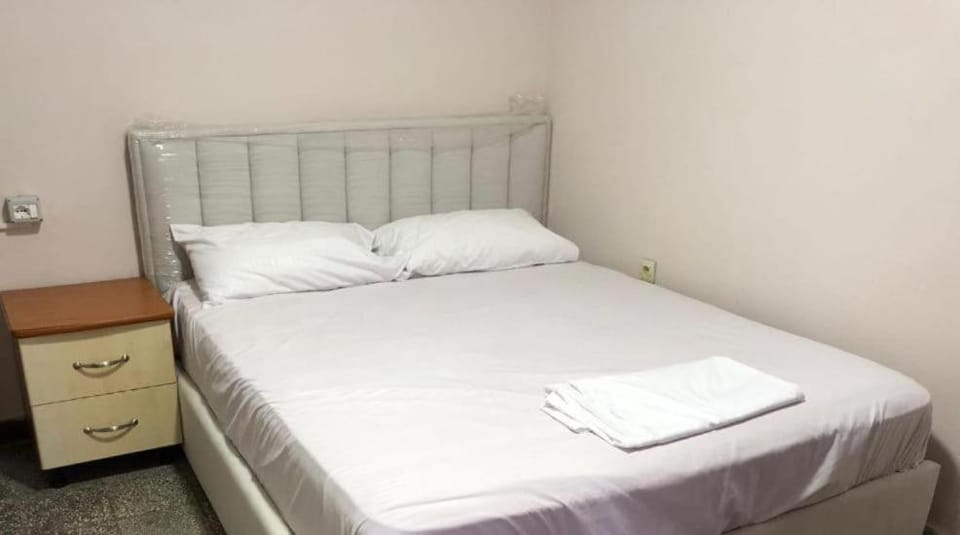 ROYAL Hostel Hostel in Tirana