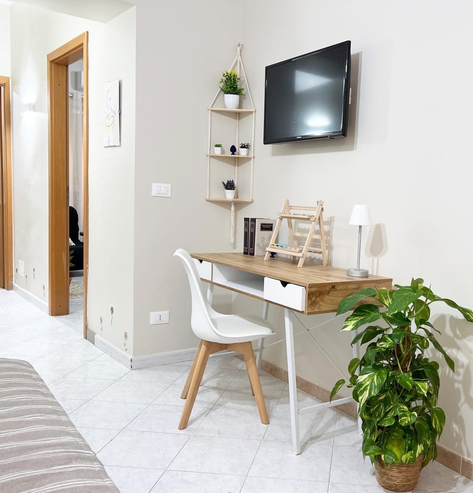 Bed, TV and multimedia, Living room, Seating area, Bedroom, hair dresser, internet, internet, air conditioner, air conditioner