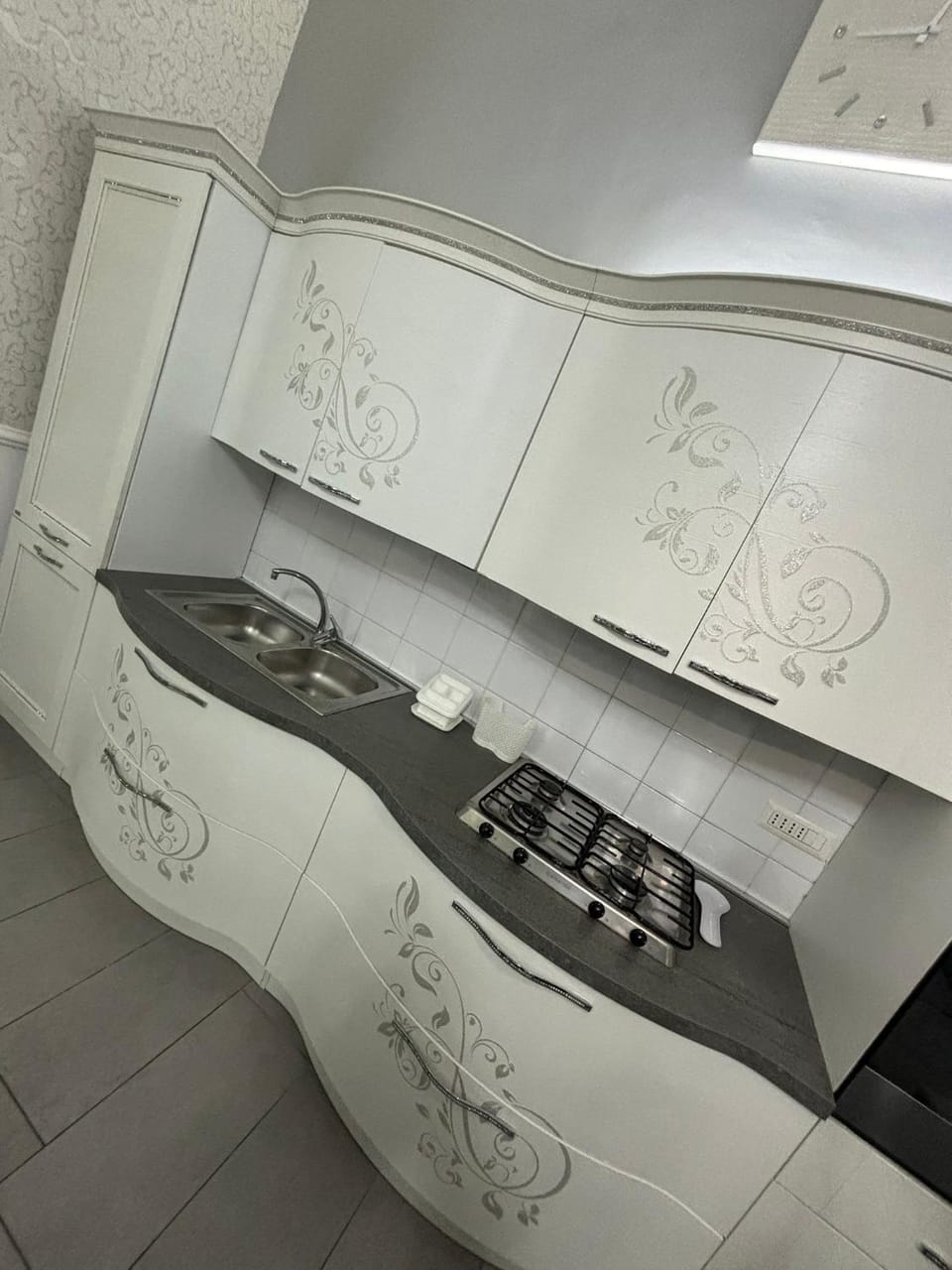 Kitchen or kitchenette, pet friendly, stove