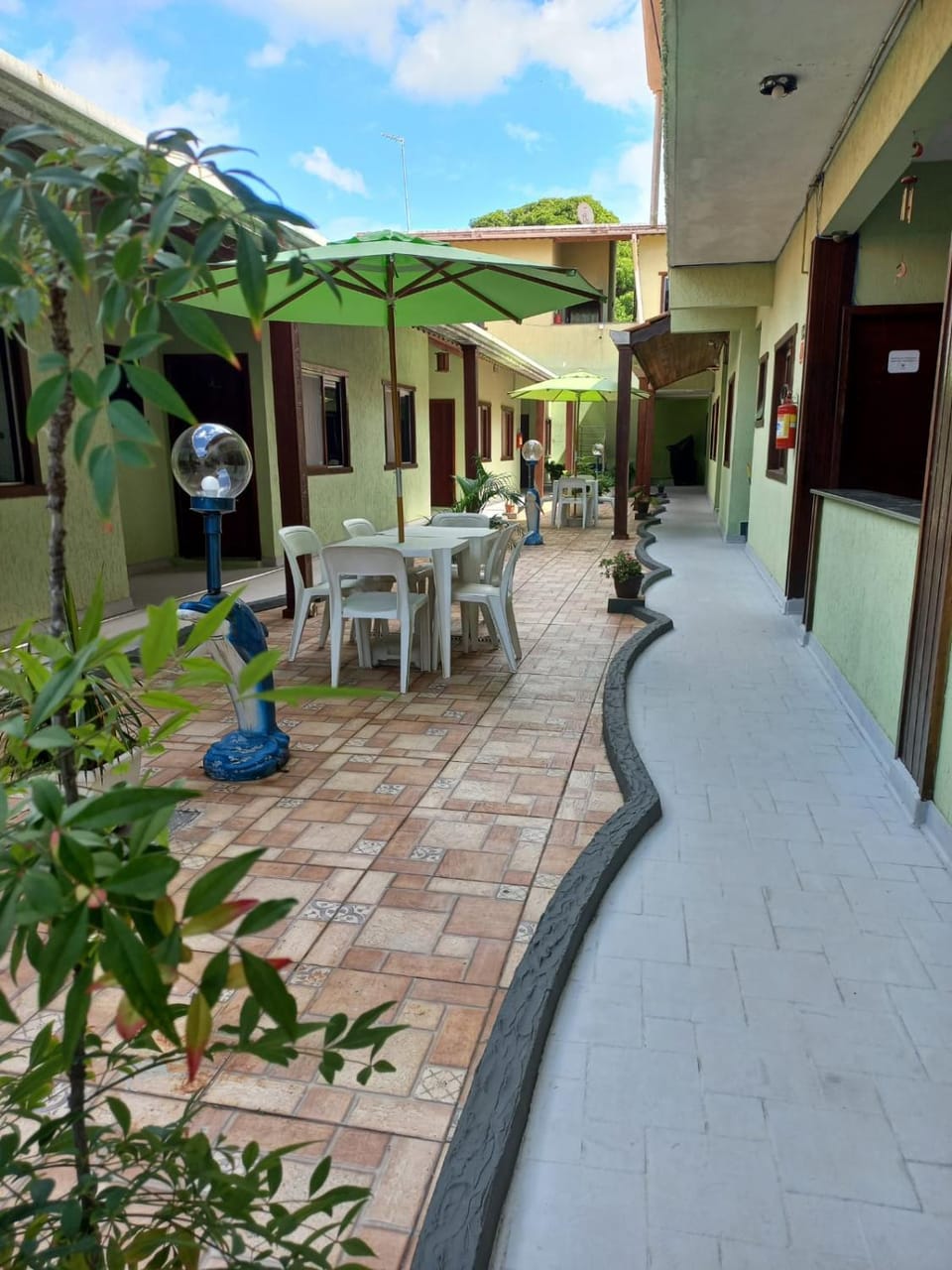 Pousada Sol e Lua Inn in Caraguatatuba