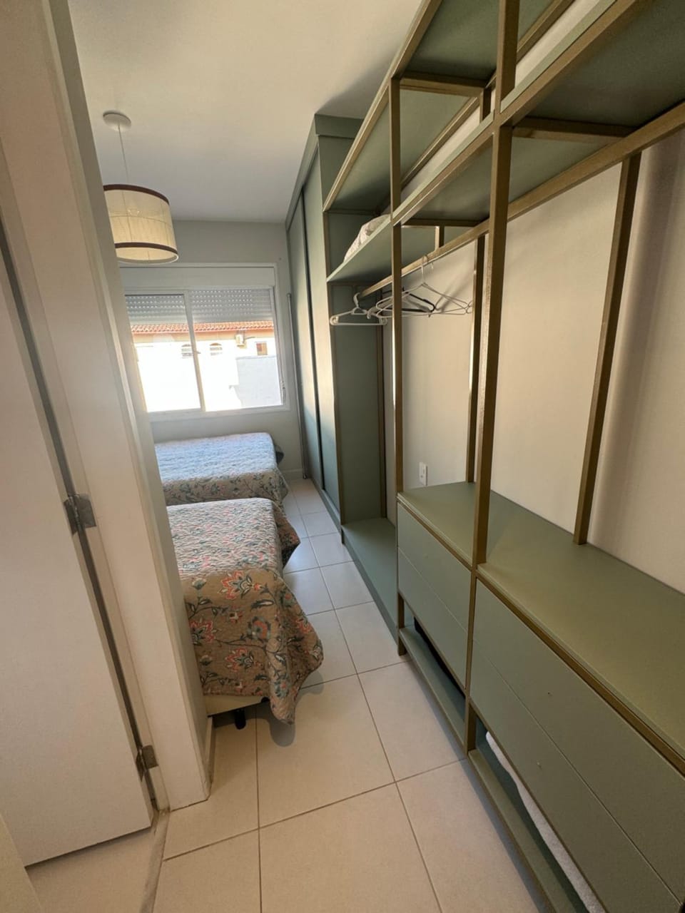 Condomínio pé na areia, super novo e confortável. House in São Sebastião