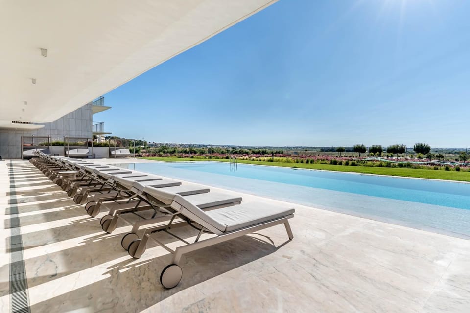 Natural landscape, Garden, Garden view, Lake view, Pool view, Swimming pool, sunbed