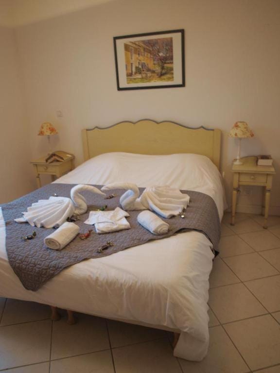 PROVENÇAL HOUSE IN FAYENCE with POOL & INDOOR SPA House in Fayence