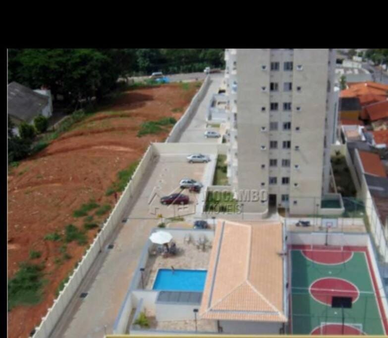 Bird's eye view, Swimming pool