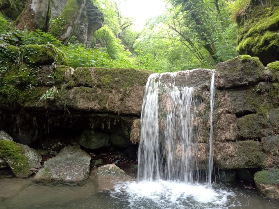Nearby landmark, Natural landscape