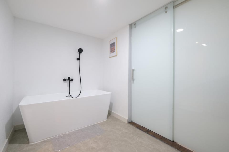 Hot Tub, Bathroom, Bath